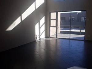3 Bed Apartment in Vanderbijlpark SE8