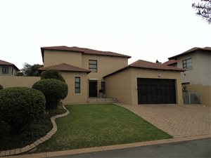 3 Bed House in Dainfern