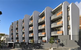 2 Bedroom Apartment in Green Point