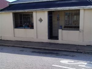 3 Bed House in North End