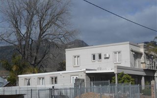 6 Bedroom House in Paarl