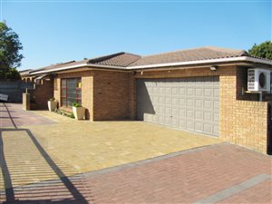 4 Bed House in Bellville Central