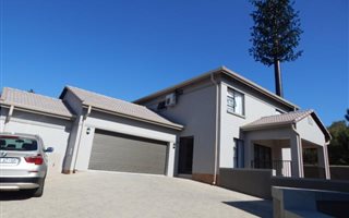 3 Bedroom Cluster in Ruimsig