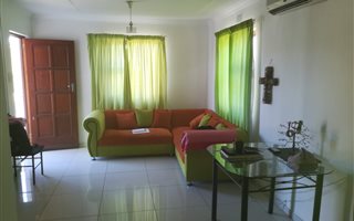 2 Bedroom House in Highbury