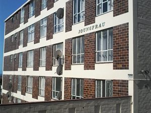 2 Bed Apartment in Morningside