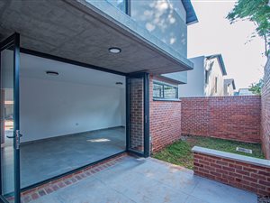 3 Bed Townhouse in Menlo Park
