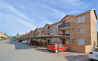 2 Bedroom Apartment in Honey Park