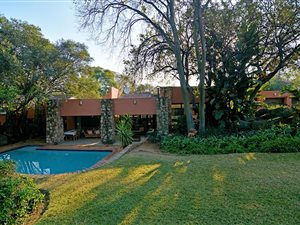 4 Bed House in Morningside Manor