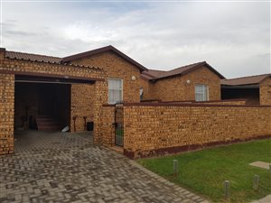 2 Bedroom Simplex in Honeydew