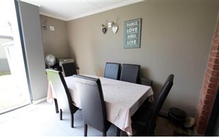 3 Bedroom House in Sebenza