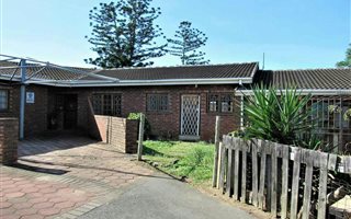 2 Bedroom Townhouse in Doon Heights