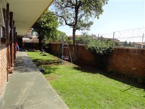 1 Bed Apartment in Lambton