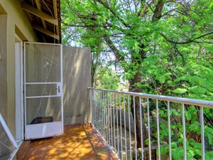 2 Bed Apartment in Ferndale