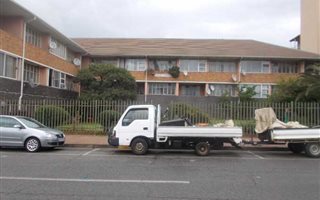 1.5 Bedroom Apartment in Springs Central