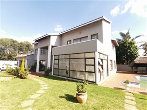 6 Bed House in Meyersdal