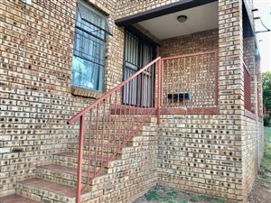 2 Bed Townhouse in Amorosa