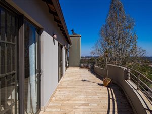 4 Bed House in Waterkloof Ridge