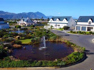 358 m² Land available in Westcliff