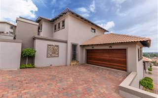 3 Bedroom House in Bergtuin