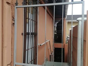4 Bed House in Woodview