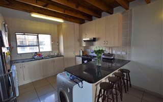 2 Bedroom Apartment in Paulshof