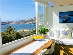 2 Bed Apartment in Simons Town