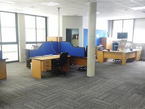 629 m² Commercial space in Maxmead