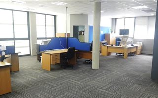 629 m² Commercial space in Maxmead