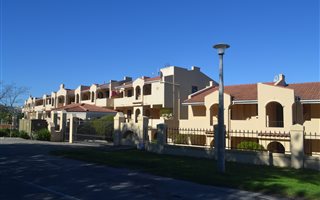 3 Bedroom Apartment in Old Place