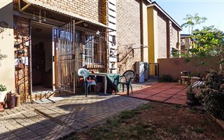 2 Bedroom Duplex in Farrar Park