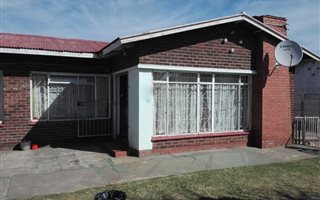 3 Bedroom House in Vanderbijlpark CW5