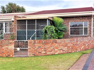 2 Bed Townhouse in Parys