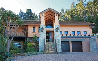 4 Bedroom House in Kanonberg
