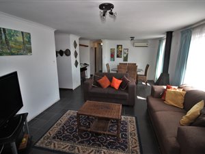 3 Bed House in Danarand