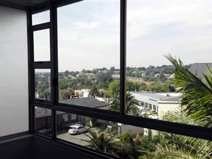 2 Bedroom Apartment in Craighall Park