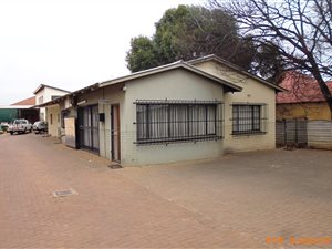 400 m² Commercial space in Silverton
