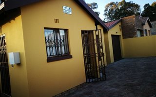 2 Bedroom House in Naturena