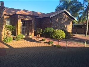 3 Bed Townhouse in Theresa Park