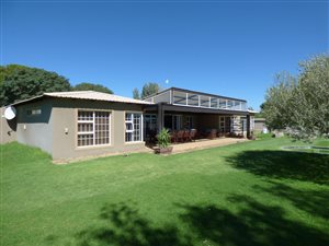 5 ha Farm in Bainsvlei