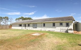 5 Bedroom House in Rocklands
