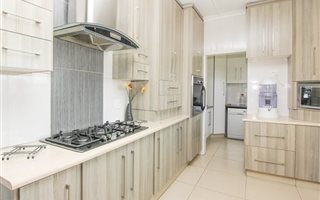 5 Bedroom House in Rowallan Park and surrounds