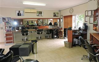 60 m² Retail Space in Strubens Valley