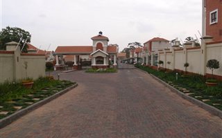 2 Bedroom Townhouse in Sunninghill