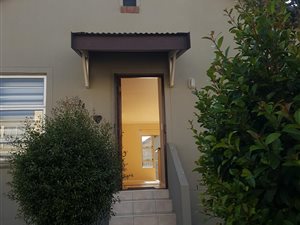 3 Bed Townhouse in Brackenfell Central