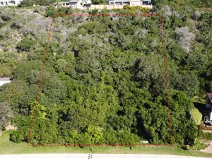 2572 m² Land available in Wilderness