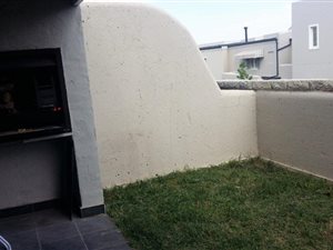 2 Bed Apartment in Nooitgedacht Estate