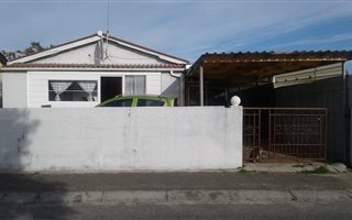 3 Bedroom House in Pelikan Park