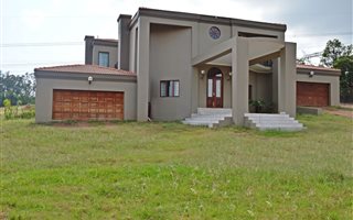 4 Bedroom House in Rietvlei View