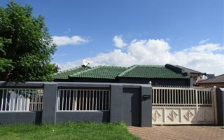 3 Bedroom House in Philip Nel Park
