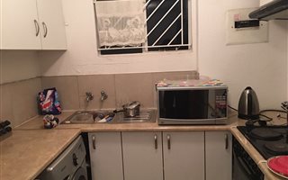 2 Bedroom Garden Cottage in Ormonde